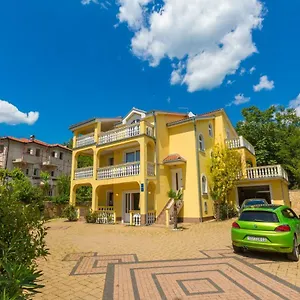 https://apartments-maslina-crikvenica-51260.primorje-gorskikotar.com